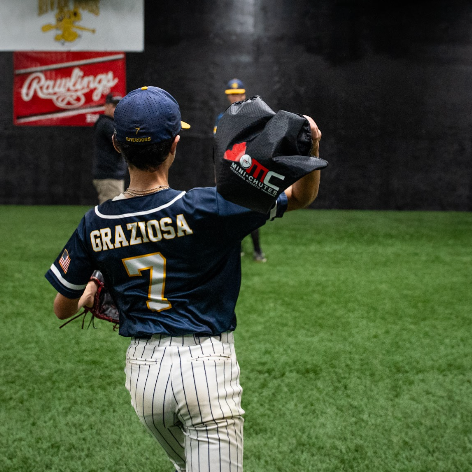 Minichutes Training Baseball